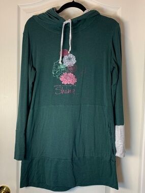Cozy Chalet Hoodie Tunic Floral Lounge Top L Message Factory Montrea Slowfashion